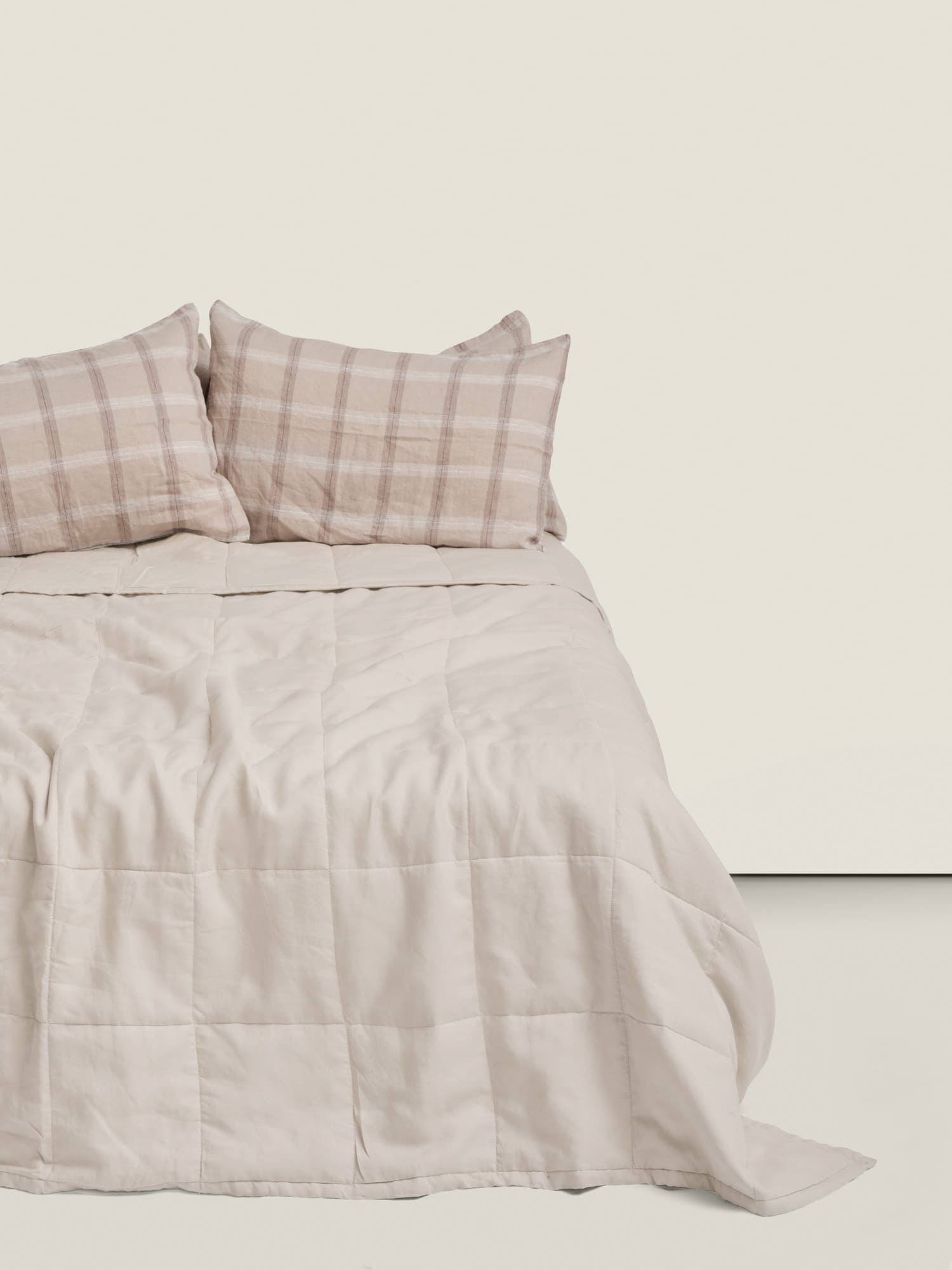 quilt cover in cream