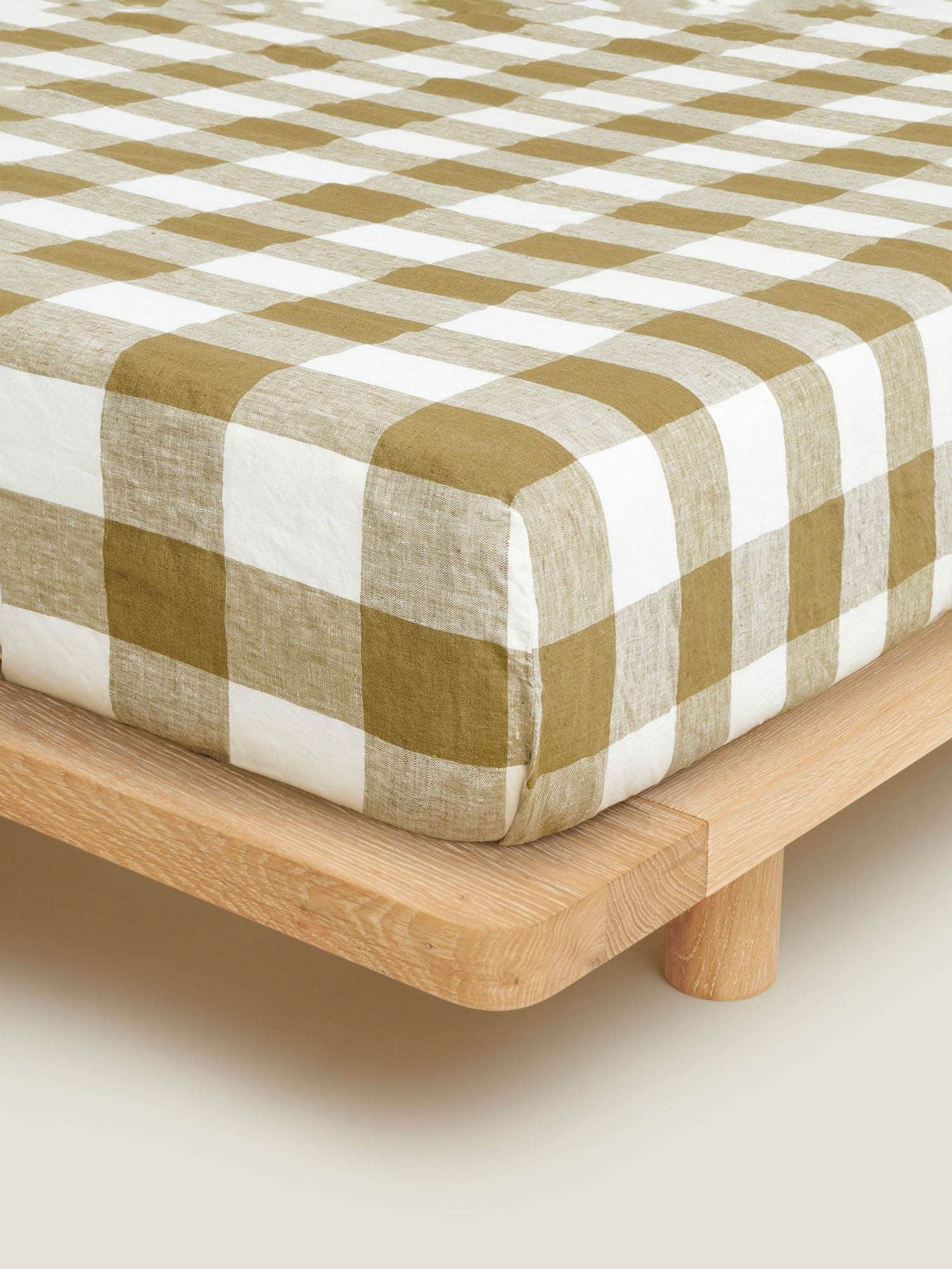 fitted sheet in olive check