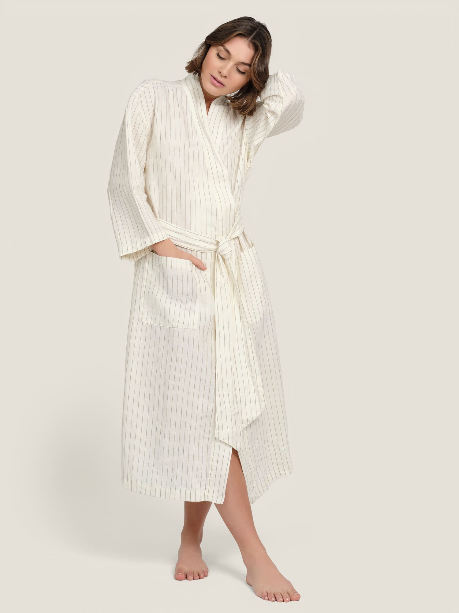 Linen robe in olive thin stripes