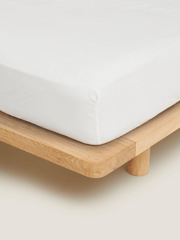 Fitted Sheet in White
