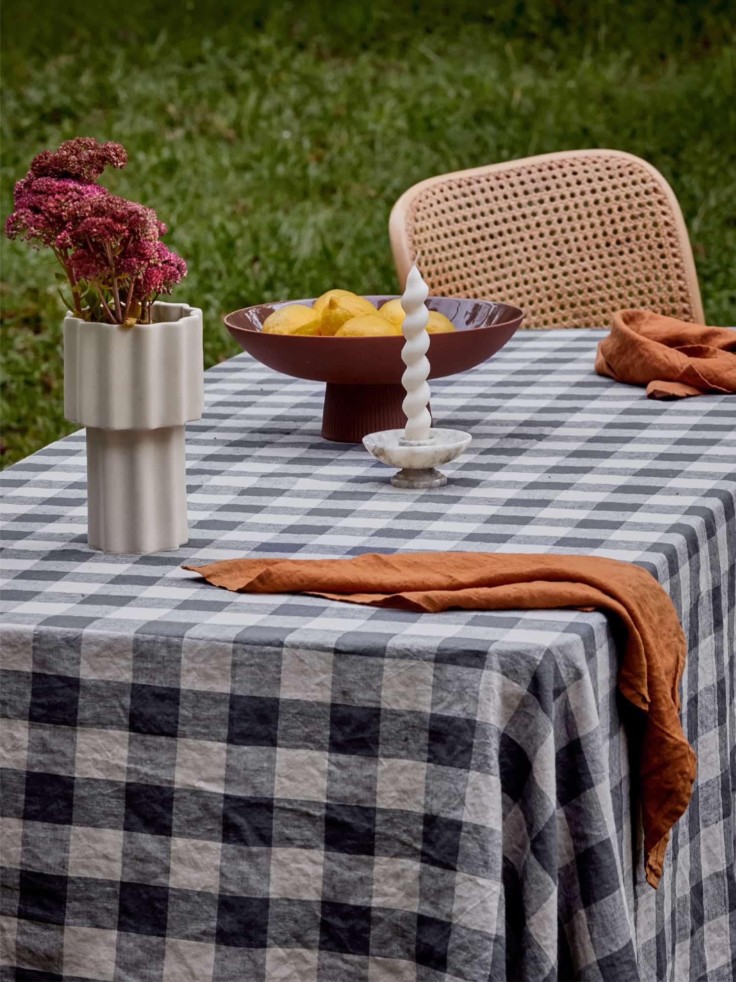 Linen Tablecloth in natural Grid