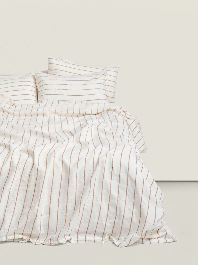 duvet set in tobacco stripes