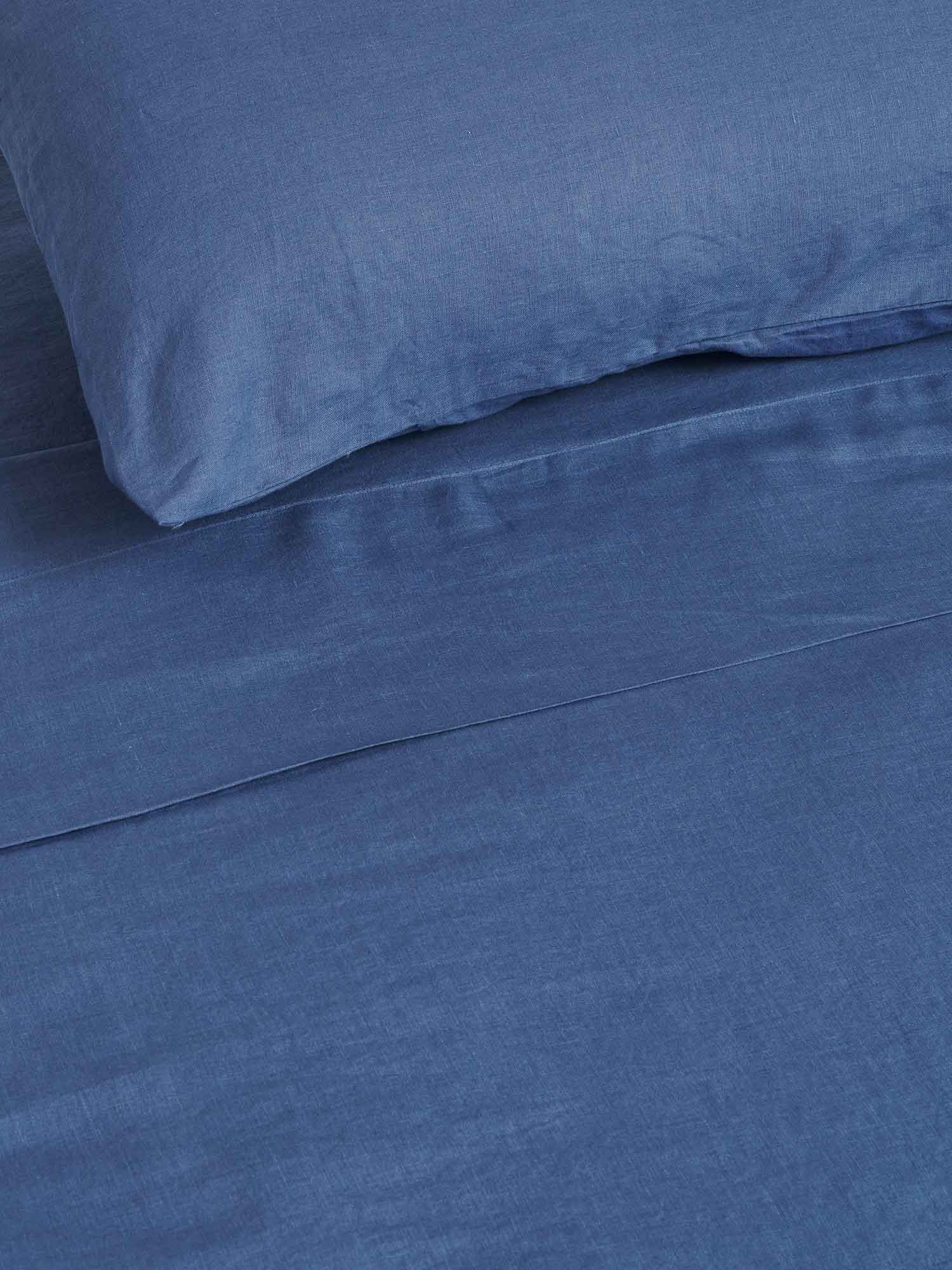 100% Linen Fitted Sheet in Marine Blue