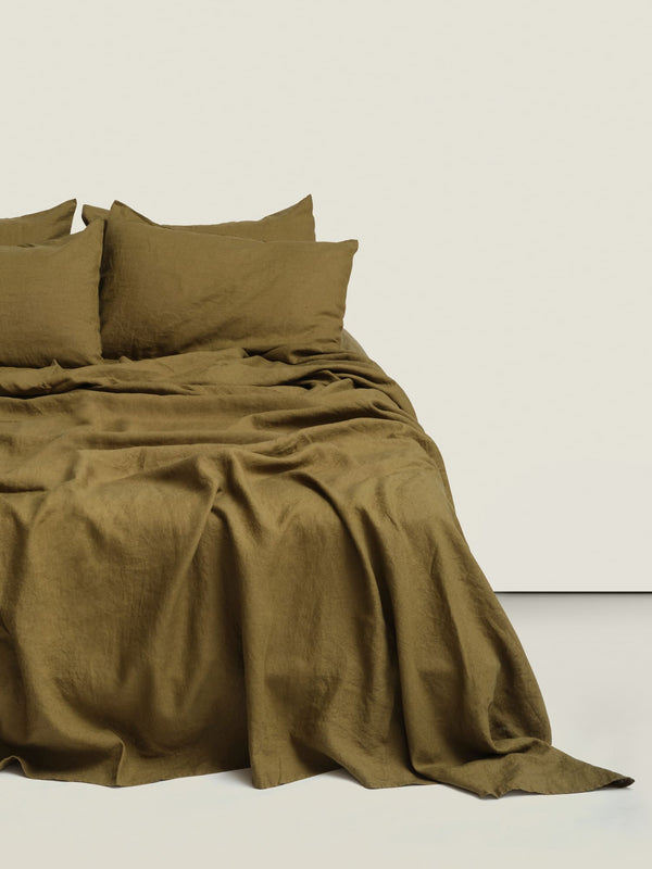 sheet set in olive