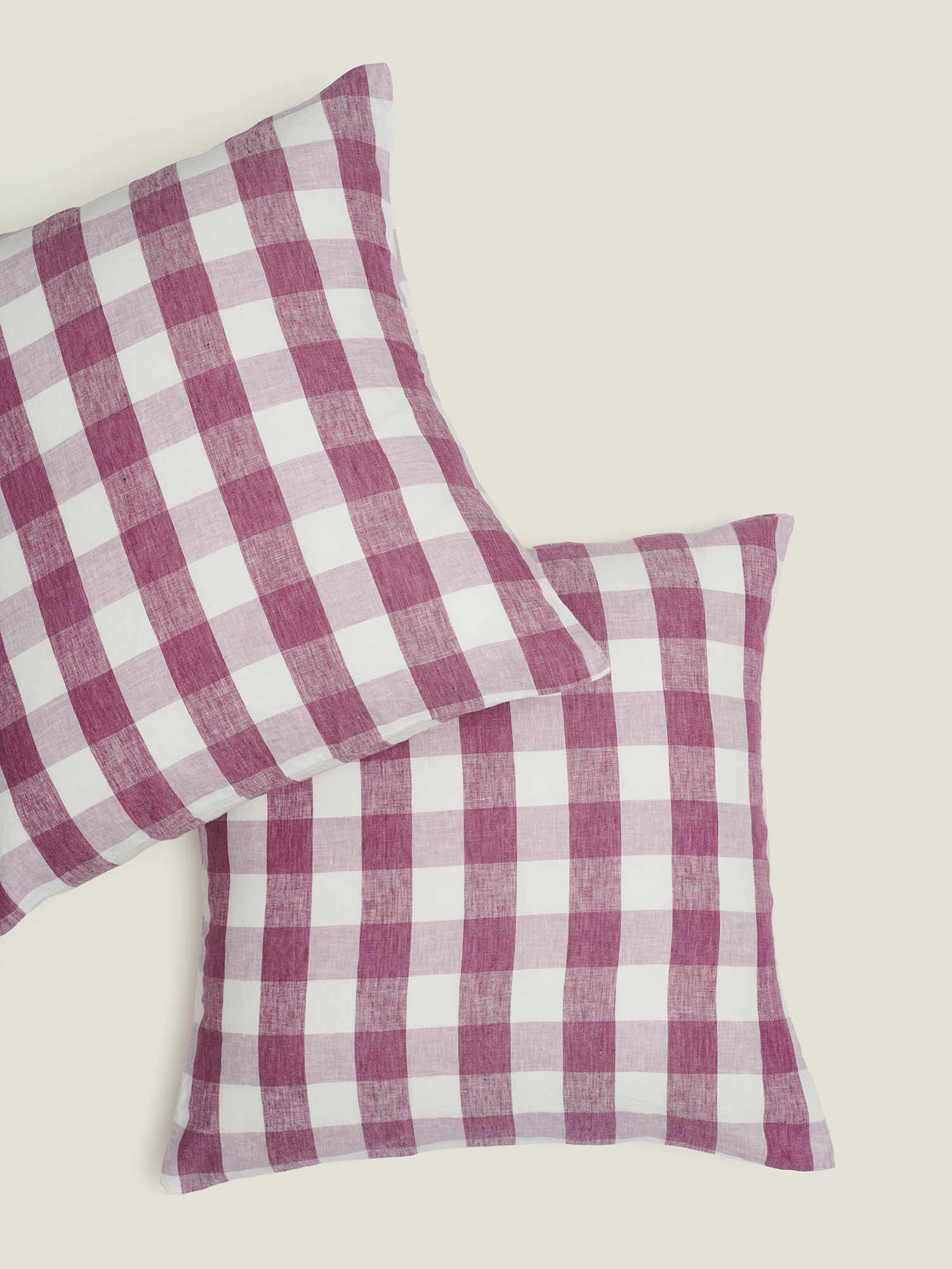 Standard Pillowcase Set in Lavender Check