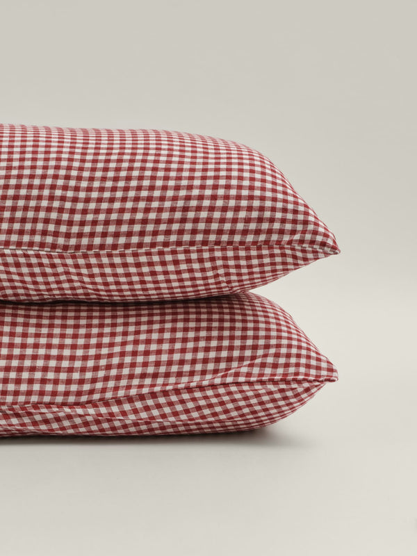 pillowcase in pinot gingham