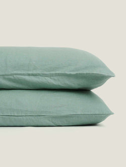 Standard Pillowcase Set in Green Fig