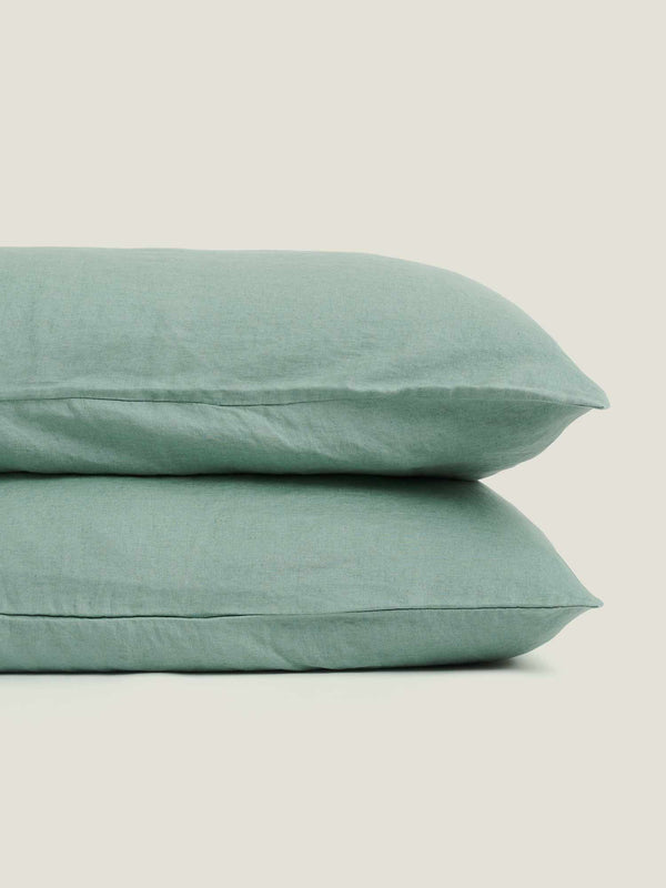 Standard Pillowcase Set in Green Fig