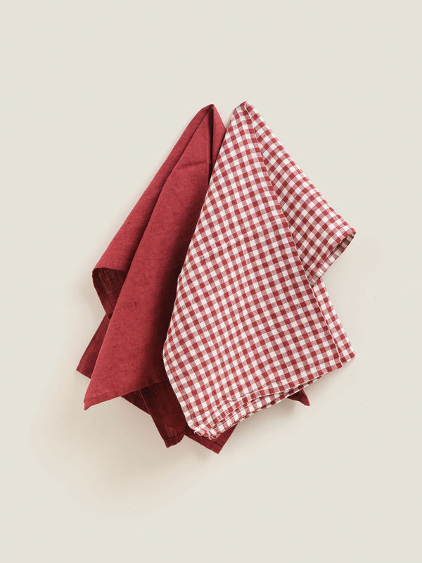 tea towel in pinot gingham