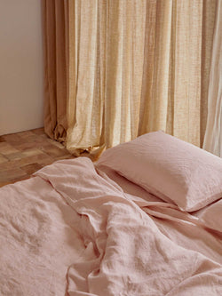 duvet cover in blush