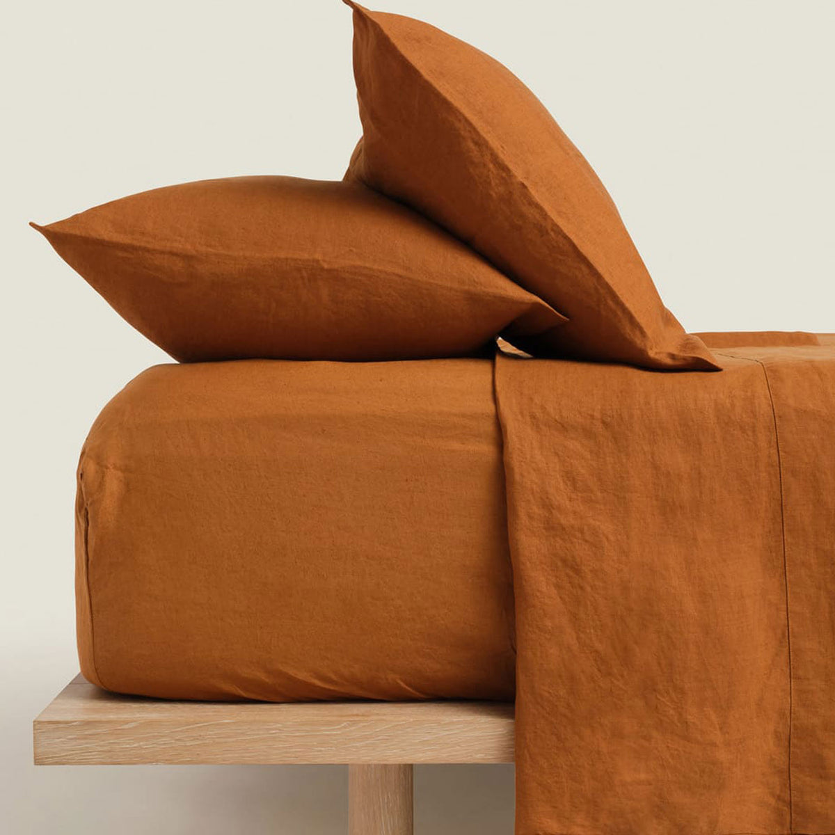 tobacco sheets 100% Linen Fitted Sheet in Tobacco