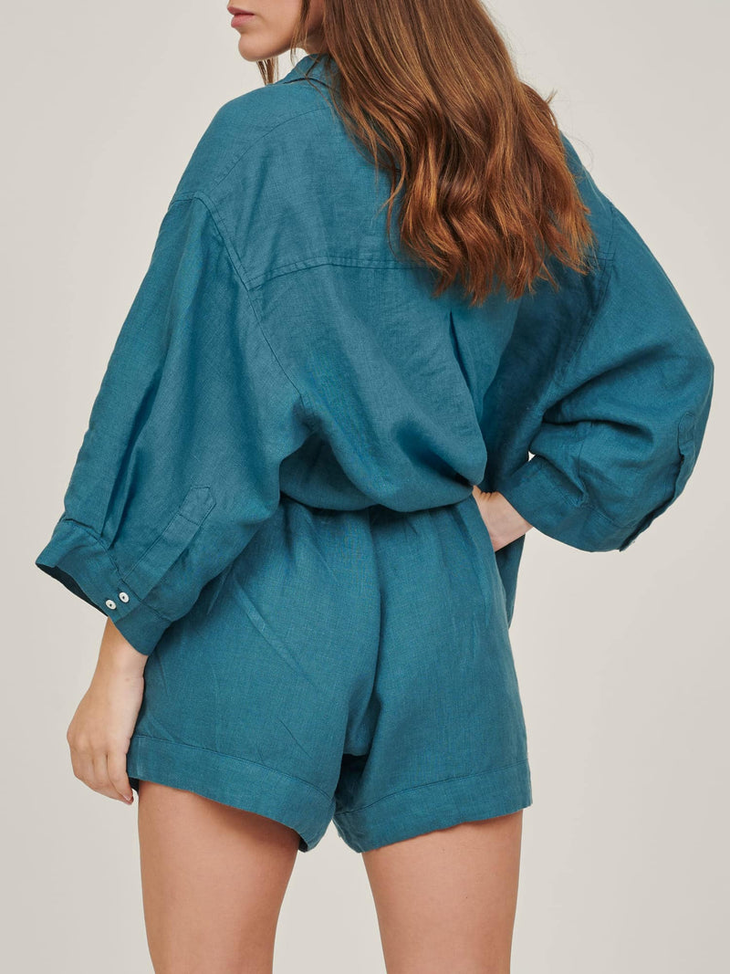 linen shorts in legion blue